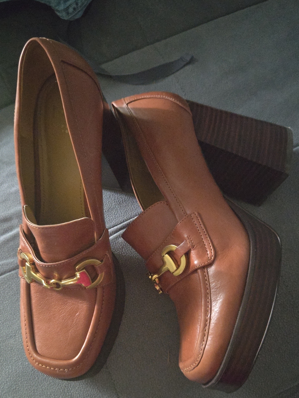 Marc Fisher Women's Tan Leather Heeled Loafers with Gold Chain